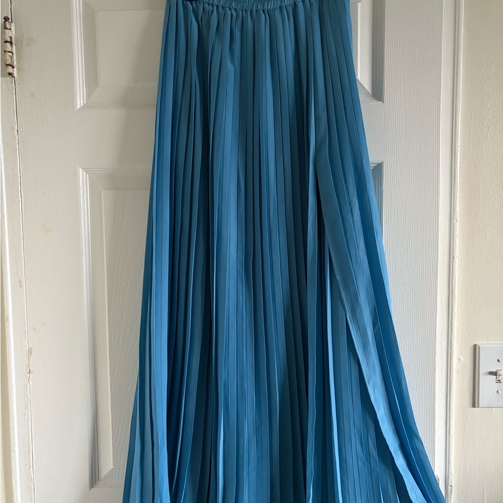 💙MICHAEL KORS- Vibrant Blue Pleated Maxi Skirt, XS